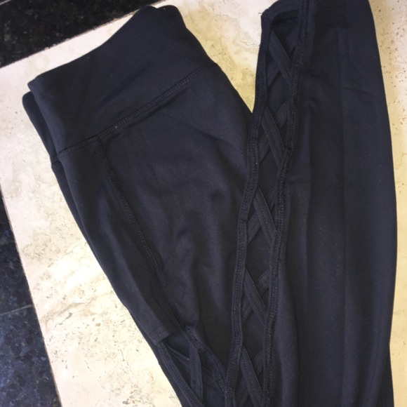 Forever21 Leggings size medium - Picture 2 of 4